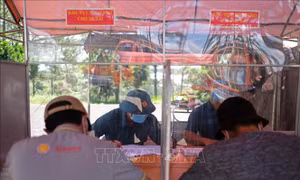 Lâm Đồng: Người dân đến đơn vị liên hệ công tác không cần giấy xét nghiệm âm tính 