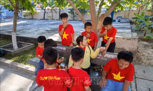 Trao tình cảm, nhận niềm tin nơi đầu sóng, ngọn gió