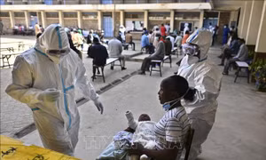 G7 ưu tiên phân phối vaccine phòng COVID-19 cho châu Phi