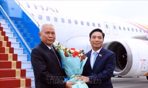 Chủ tịch Quốc hội kiêm Chủ tịch Hạ viện Vương quốc Thái Lan bắt đầu thăm chính thức Việt Nam