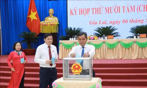 Bầu bổ sung Ủy viên UBND tỉnh, bãi nhiệm Trưởng ban Dân tộc HĐND tỉnh Gia Lai
