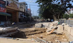 Cao Bằng khẩn trương khai thông các đoạn đường bị tắc nghẽn