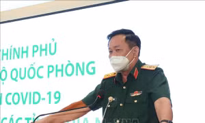 Tăng cường lực lượng Quân y hỗ trợ 'vùng đỏ' Quận 12, TP Hồ Chí Minh