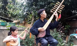 Nghệ nhân Dương Văn Thục và cây đàn tính 12 dây ở Bắc Kạn