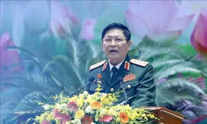 Bộ trưởng Ngô Xuân Lịch kiểm tra công tác chuẩn bị Đại hội Đảng bộ Quân khu V