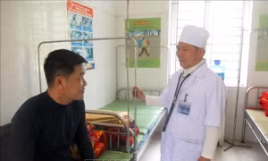 Nhiều thầy thuốc tâm huyết, gắn bó với người dân vùng cao