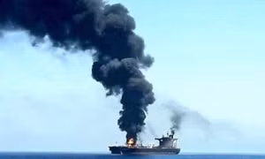 Houthi trả tự do cho 10 thủy thủ nước ngoài