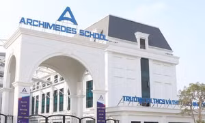 Vụ học sinh lớp 1 bị bỏ quên trên xe sau chuyến dã ngoại: Kiểm soát hoạt động đưa đón học sinh