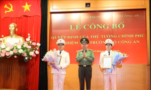 Bổ nhiệm Thiếu tướng Lê Quốc Hùng và Thiếu tướng Lê Tấn Tới làm Thứ trưởng Bộ Công an