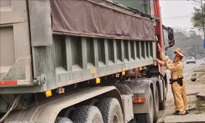 Hà Nội: Ngăn chặn vi phạm chở quá tải ngay từ 'gốc'