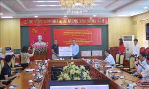 Đại sứ quán Thái Lan hỗ trợ người dân tỉnh Thái Nguyên bị ảnh do mưa lũ