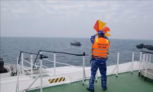 Xây dựng một vùng biển hòa bình, ổn định, tôn trọng pháp luật