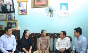 Phó Thủ tướng Lê Tiến Châu tri ân người có công tại Thanh Hóa