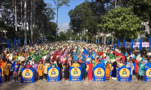 TP Hồ Chí Minh: Ngày hội vì sức khỏe người lao động và đồng diễn áo dài