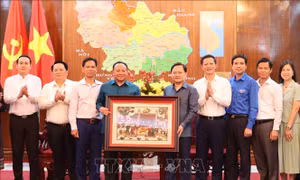 Phát huy tinh thần đoàn kết thanh niên hai nước Việt Nam - Lào