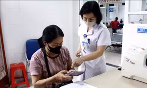 Chuyển đổi số – bước tiến mới trong chăm sóc sức khỏe nhân dân