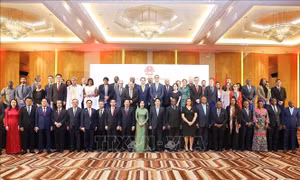 Chủ tịch nước dự lễ kỷ niệm 50 năm thiết lập quan hệ ngoại giao Việt Nam - Angola