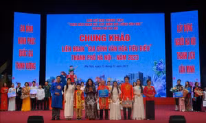 Sôi nổi Liên hoan 'Gia đình văn hóa tiêu biểu' thành phố Hà Nội lần thứ II