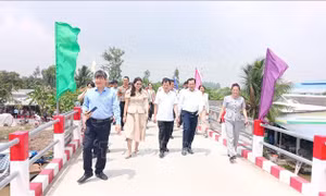   Cà Mau khánh thành cầu mới nối đôi bờ tuyến kênh Cầu Sập - Ninh Quới