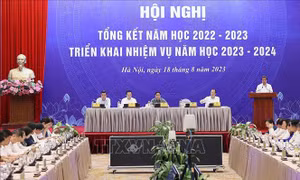 Kiến nghị hoàn thiện chính sách, tăng đầu tư cho giáo dục