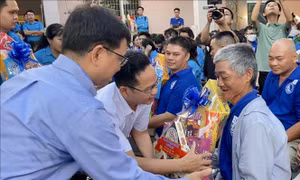 Ngày hội 'Xuân yêu thương' chăm lo cho thanh niên có hoàn cảnh khó khăn