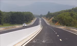 Nhiều băn khoăn trước đề xuất tái thành lập Cục Đường bộ cao tốc Việt Nam