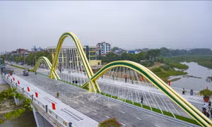 Điện Biên thông xe cầu Thanh Bình bắc qua sông Nậm Rốm