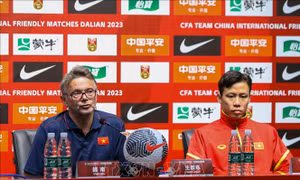 HLV Troussier: Đội tuyển Việt Nam đã sẵn sàng cho trận gặp Trung Quốc