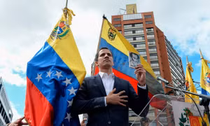 Chính khách 35 tuổi tự phong làm Tổng thống lâm thời Venezuela là ai?