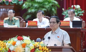 Thủ tướng tiếp xúc cử tri doanh nhân, đại diện doanh nghiệp tiêu biểu TP Cần Thơ