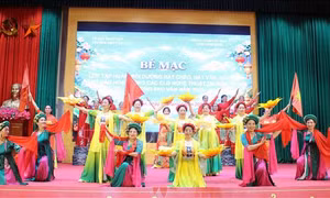 Sức sống mới cho hát chèo, hát xẩm