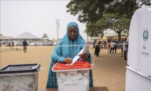 Nhiều điểm bỏ phiếu ở Nigeria bị tấn công trong ngày bầu cử