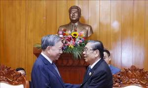 Tổng Bí thư Tô Lâm thăm các nguyên lãnh đạo Lào