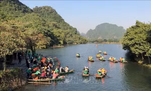 Ninh Bình phấn đấu đón 7 triệu lượt du khách trong năm 2021