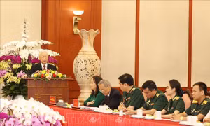 Tổng Bí thư Nguyễn Phú Trọng gặp mặt các đại biểu thanh niên Quân đội