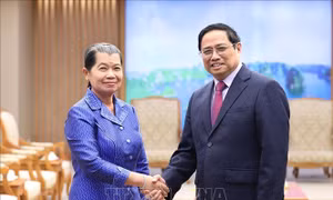 Thủ tướng Phạm Minh Chính tiếp Phó Thủ tướng Campuchia Men Sam An