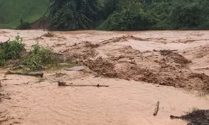 Tìm thấy nạn nhân bị nước cuốn trôi khi đi đánh cá