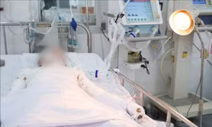 Điều trị tích cực cho 3 nạn nhân bị bỏng nặng trong vụ nổ pháo tự chế
