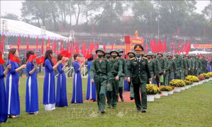 Hàng nghìn thanh niên trên địa bàn Quân khu 1 lên đường nhập ngũ