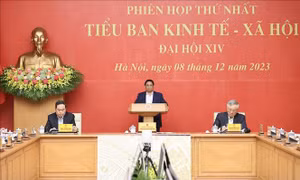 Thủ tướng Phạm Minh Chính chủ trì Phiên họp thứ nhất Tiểu ban Kinh tế - Xã hội Đại hội XIV của Đảng