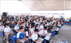 Khi tiếng Anh xuống phố