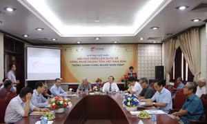 Đồng hành cùng người nuôi tôm