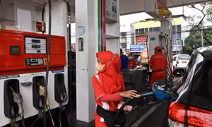 Giới chuyên gia bảo vệ quyết định tăng giá nhiên liệu trợ giá của Indonesia