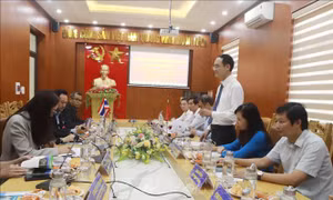 Hội Nhà báo tỉnh Vĩnh Phúc trao đổi kinh nghiệm làm báo với đồng nghiệp Thái Lan