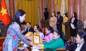 Phó Chủ tịch nước: Phụ nữ khuyết tật tiêu biểu là gương sáng, truyền cảm hứng về ý thức vươn lên 