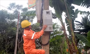 Tăng khung giá bán lẻ điện bình quân