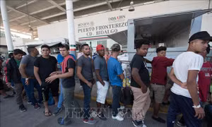 Mỹ tiếp tục đe dọa đóng cửa biên giới với Mexico