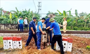 Ngăn ngừa tai nạn giao thông đường sắt ở những lối đi tự mở