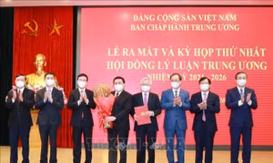 Ra mắt Hội đồng Lý luận Trung ương nhiệm kỳ 2021-2026