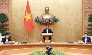 Thủ tướng Phạm Minh Chính: Tháo gỡ điểm nghẽn để hoàn thành các mục tiêu Đại hội XIII của Đảng